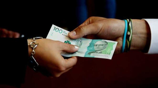 El billete de 100.000 pesos empezó a circular este 31 de marzo.