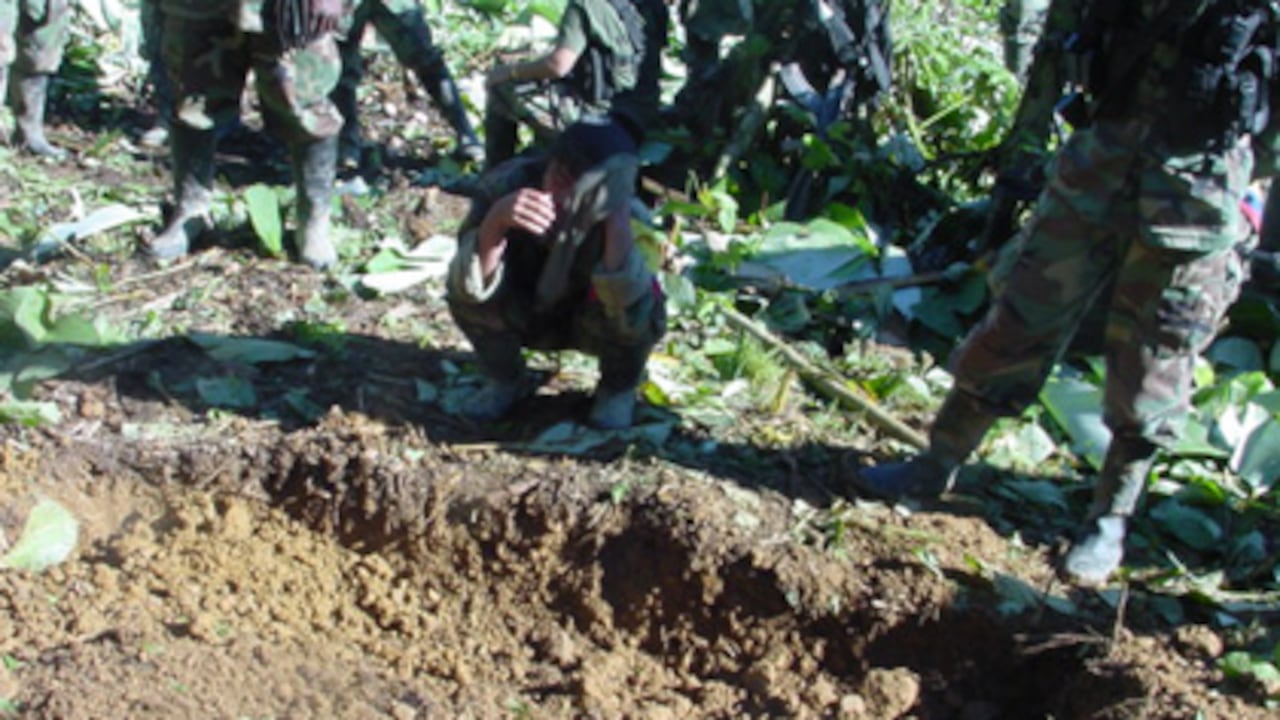 De acuerdo con los documentos encontrados a la guerrilla, en poder de la Fiscalía, hay registrados más de 400 fusilamientos en los últimos dos años