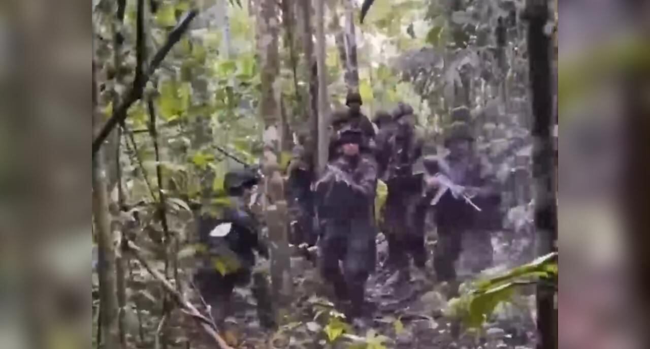 Militares frustran asonada en su contra usando sus fusiles de dotación.