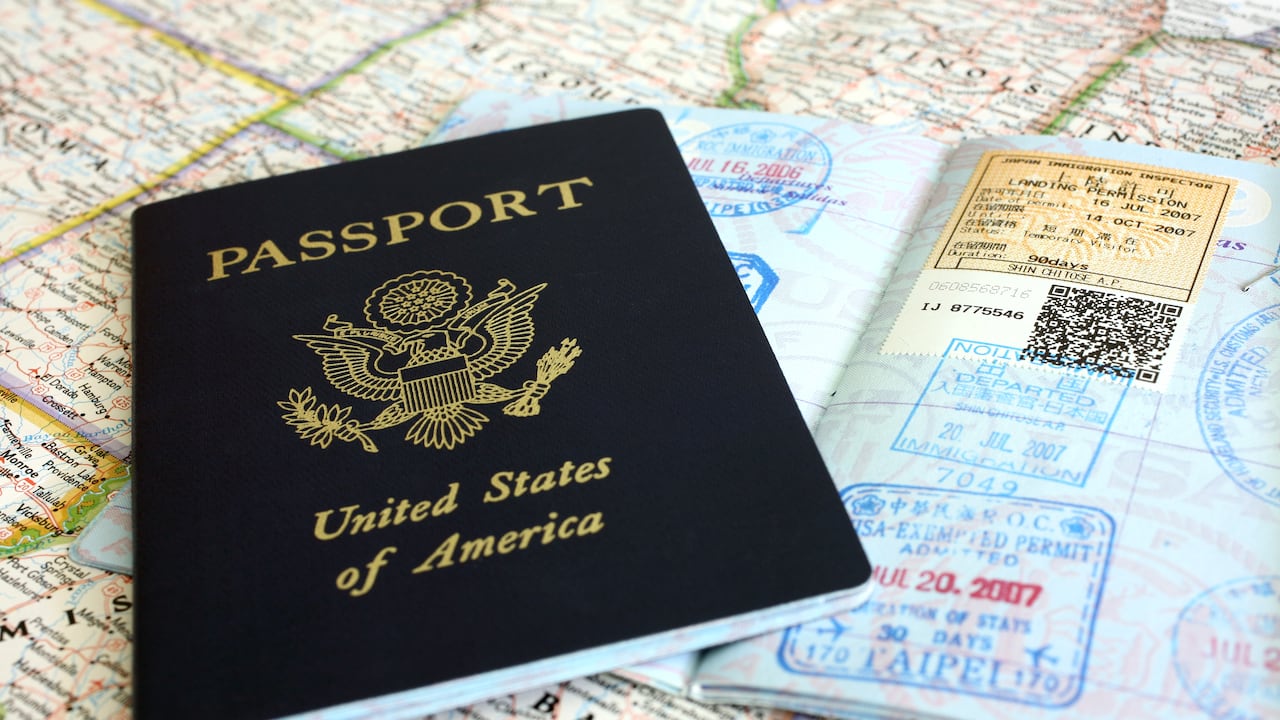 Estados Unidos endurece restricciones de visa en América Latina.