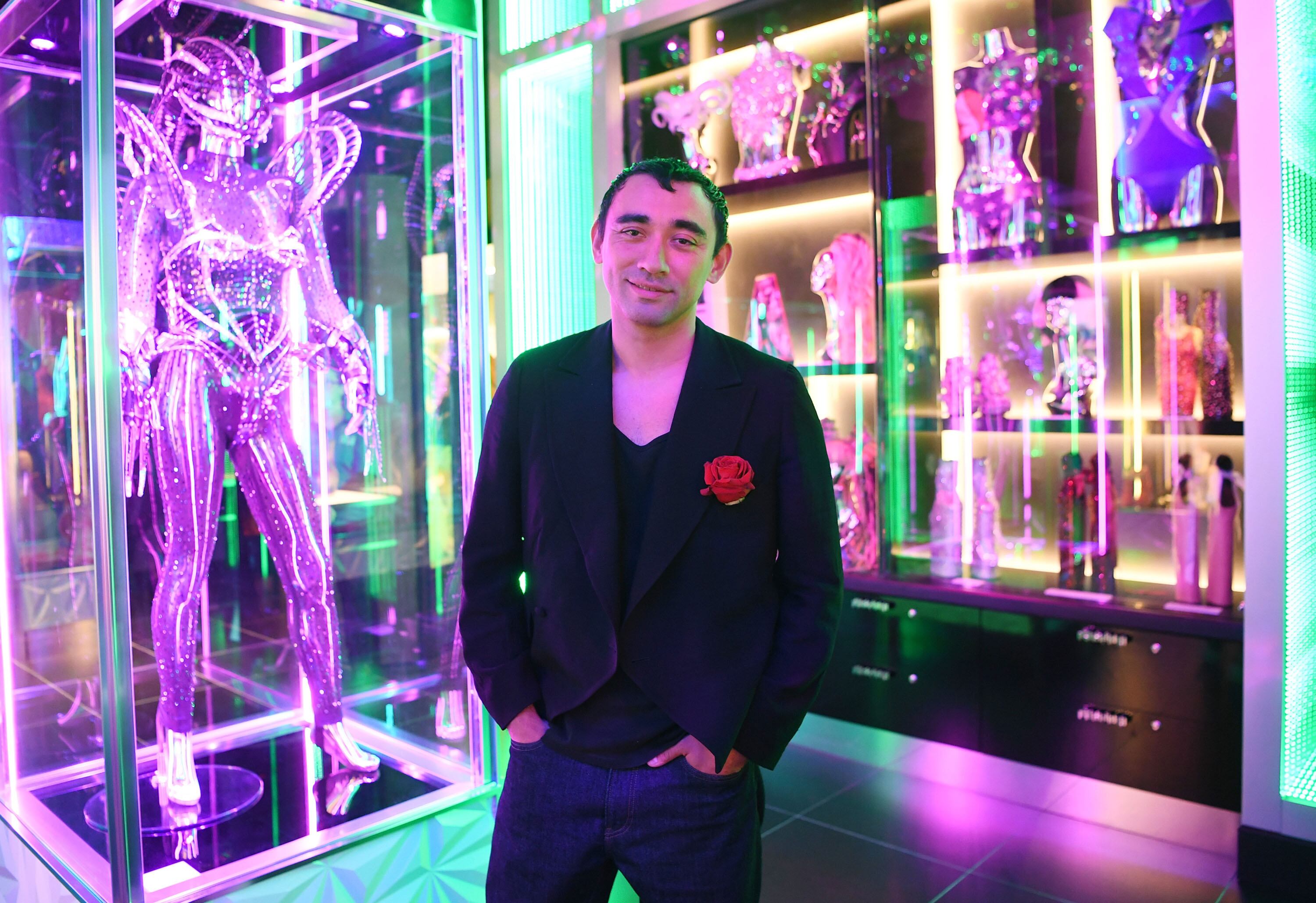 MAC Cosmetics, una de las marcas más influyentes del maquillaje profesional a nivel mundial, ha nombrado a Nicola Formichetti como su nuevo director creativo global.
