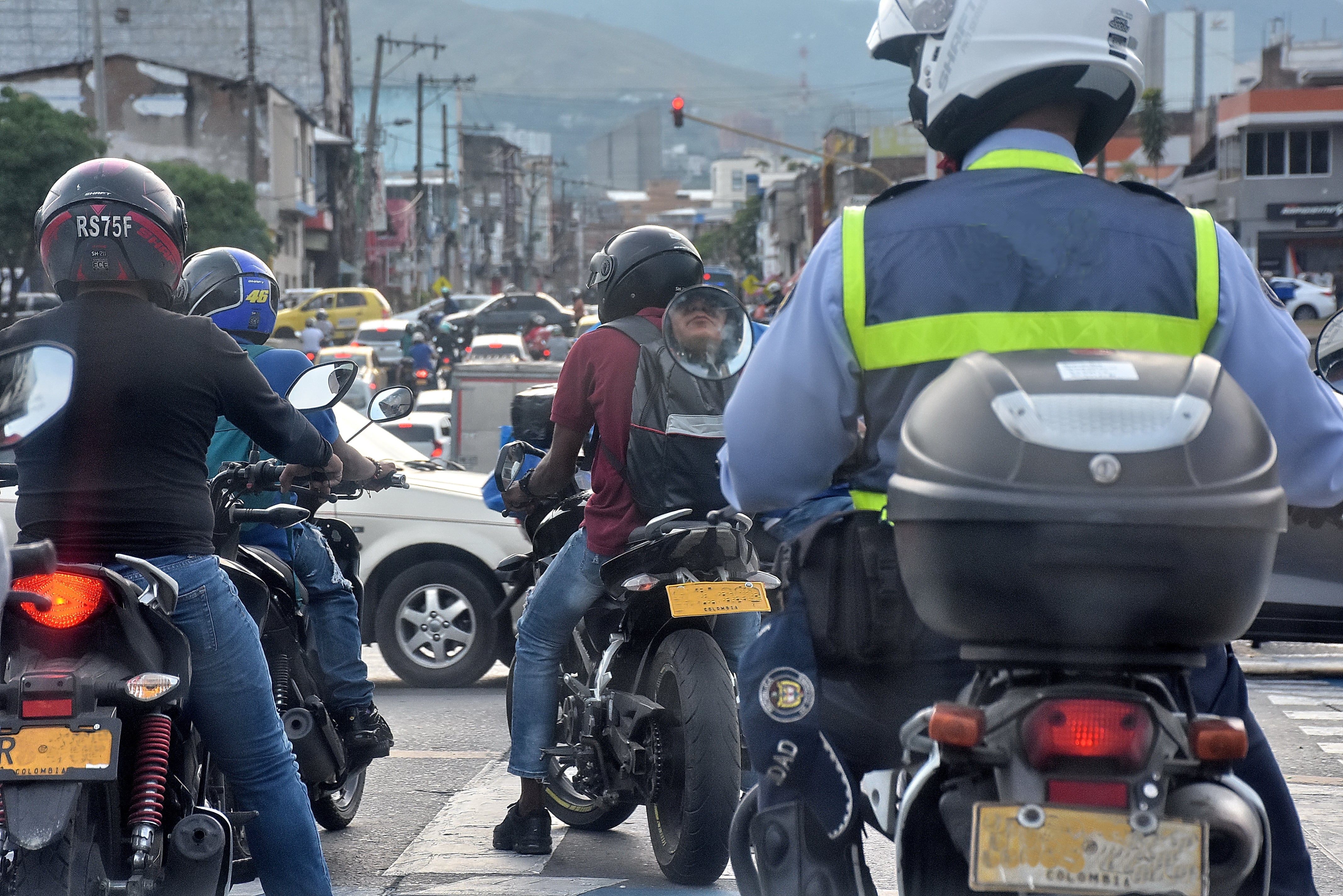 Ahora en Cali se podrán interponer multas de tránsito con videos aficionados grabados por la ciudadanía y subidos a redes sociales. Así lo sostiene una circular del Ministerio de Transporte.