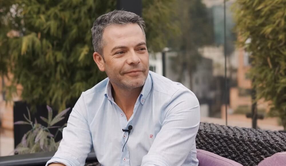 El presentador abrió las puertas de su vida personal en diálogo con Eva Rey.