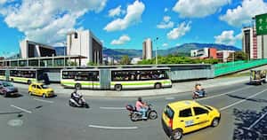 Medellín: por excelencia uno de los destinos más apetecidos. A sólo 30 minutos de Bogotá, vía aérea, es la segunda ciudad más importante del país y ofrece a sus turistas una gran variedad de lugares y actividades culturales. Si quiere disfrutar esta época allí, considere tener un presupuesto de $380.000 para tiquetes y hospedaje.