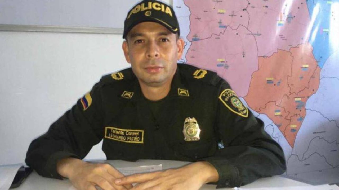 Teniente Coronel Freddy Leonardo Patiño es acusado de abusar sexualmente de una patrullera en Atlántico. Fue destituido.