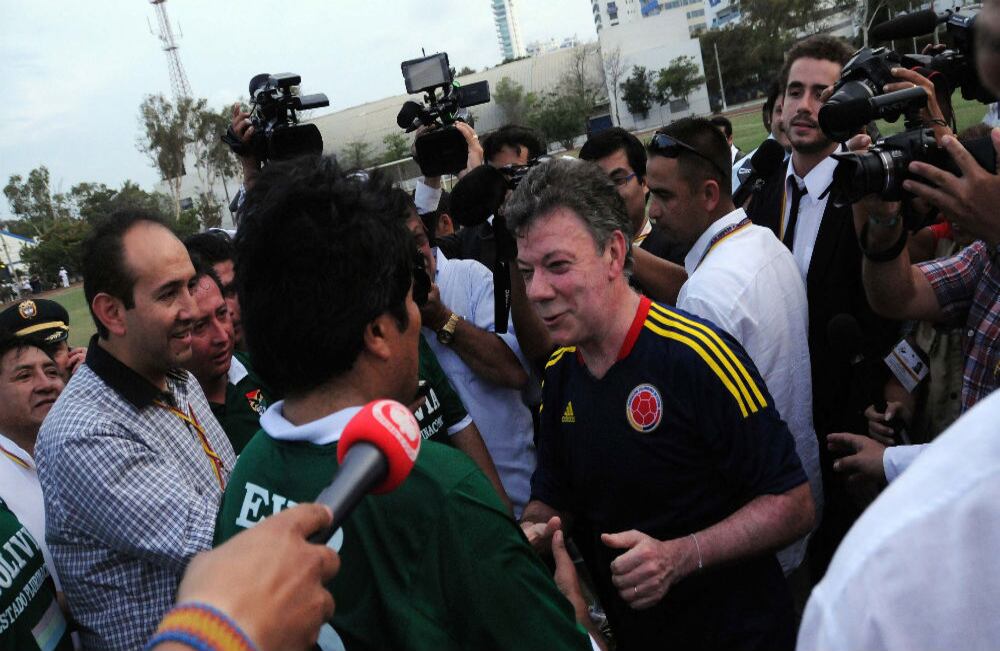 Santos le abgradeció a Evo haber dilapidado un penal decisivo. 