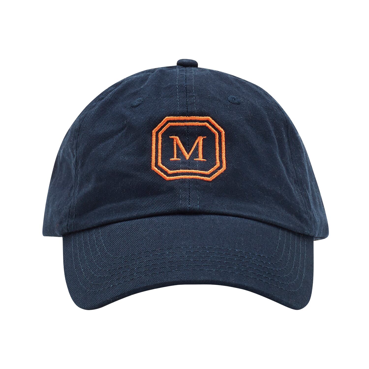 Aunque no está disponible al público, la gorra ya circula como un objeto de culto entre coleccionistas y fanáticos de la moda, quienes siguen con atención cada detalle vinculado a este evento.