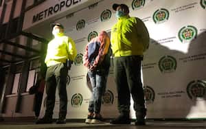 A la cárcel mujer que habría grabado y enviado video de cómo abusaban de su hija