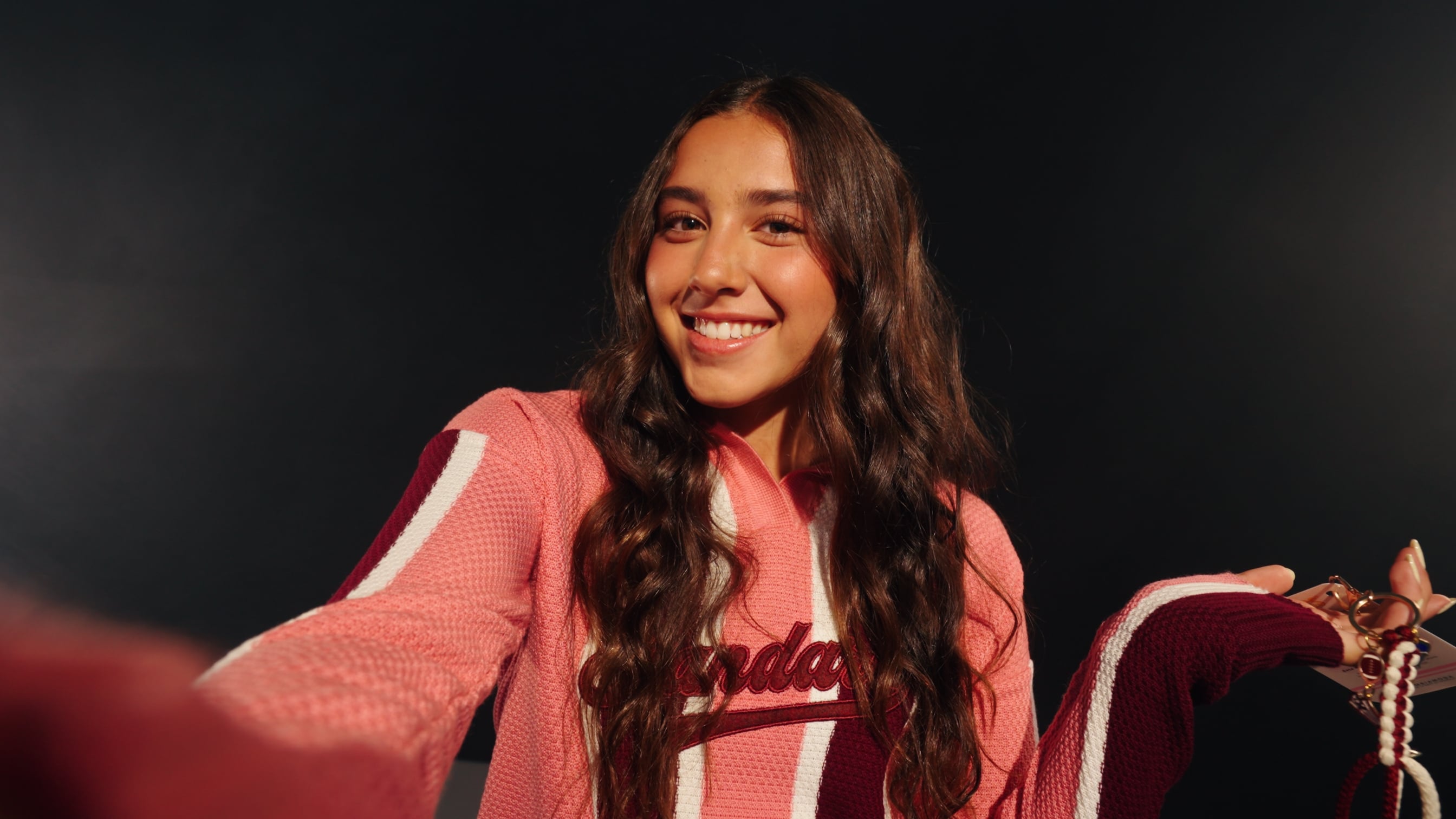 La hija de James Rodríguez y Daniela Ospina abrirá GAME ON, el desfile con el que OFFCORSS reafirma su liderazgo como la única marca infantil con pasarela propia dentro de la feria.