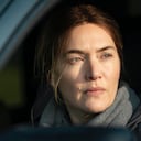 Mare es el primer papel de detective que interpreta la actriz británica. Los retos físicos y emocionales hicieron que Winslet se sumergiera a fondo en este rol.