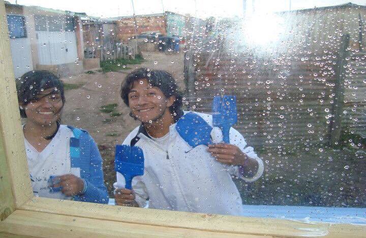 "La definición exacta de la palabra amigo", escribió María Angélica