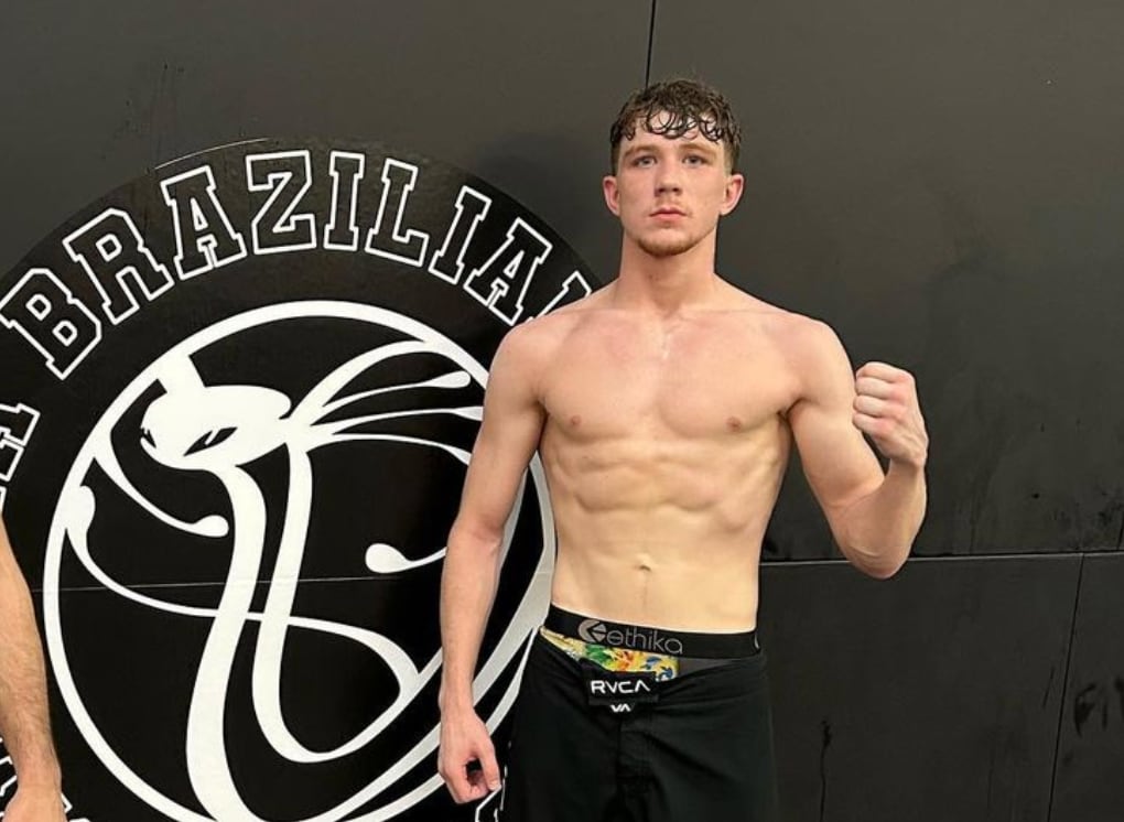 Dylan Reischman sufrió una fuerte lesión en su rodilla.