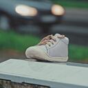 Significado de encontrar un zapato de bebé en la calle.