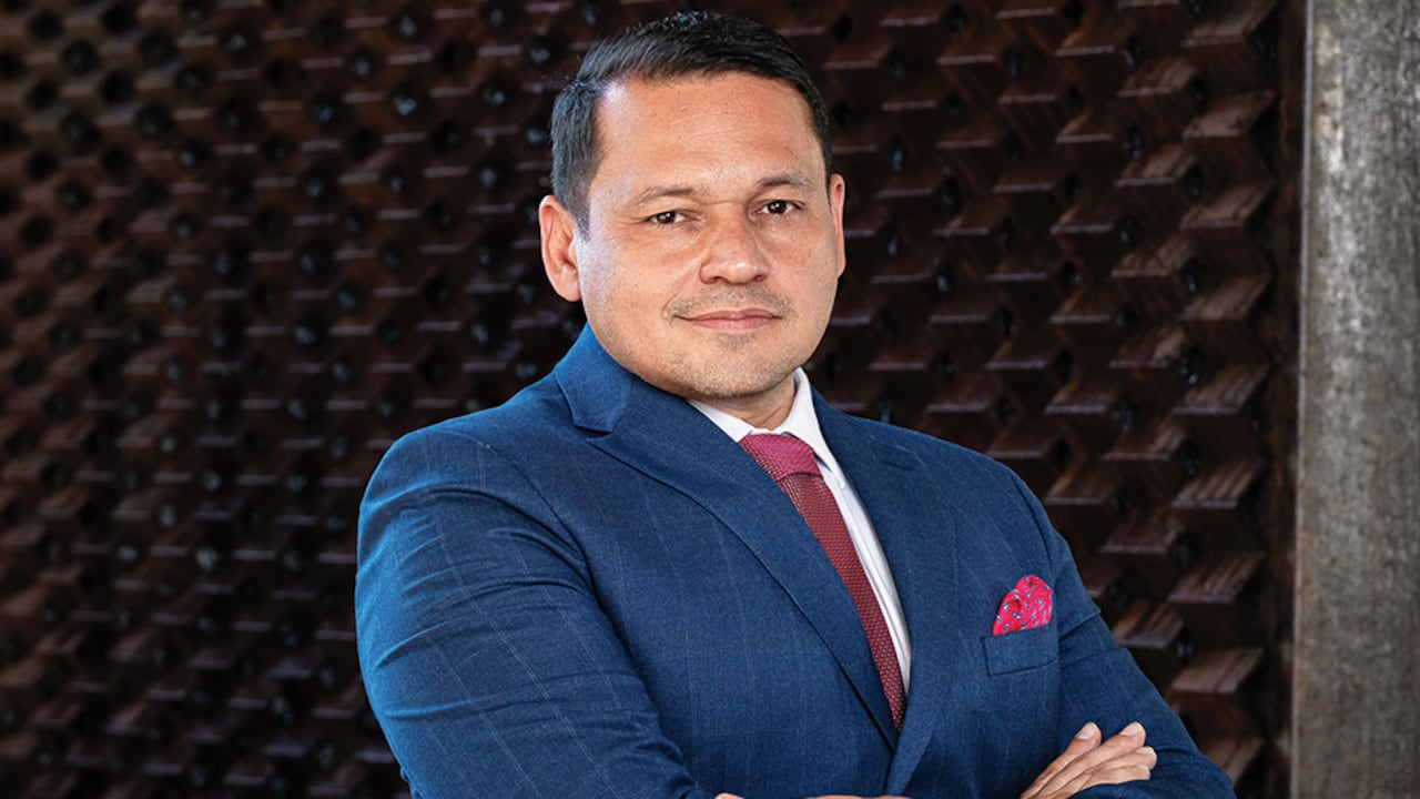 Alejandro Ocampo instó a los entes de control a investigar a 17 gobernadores.