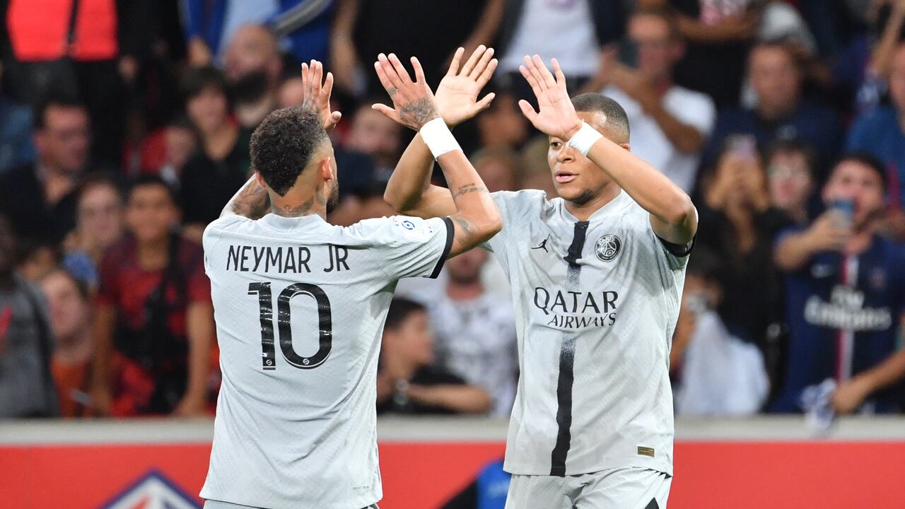 Paris Saint-Germain goleó al Lille con un triolete de Kylian Mbappé