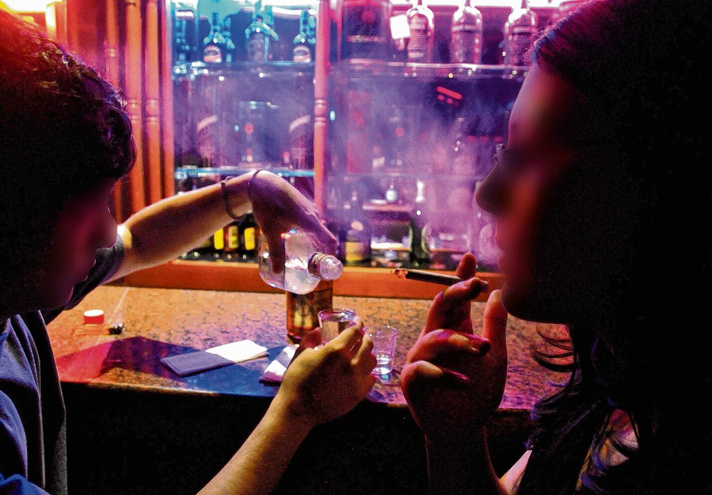 El alcohol es la sustancia más consumida entre los adolescentes ya que más de la mitad (57%) de los jóvenes de 15 años han probado el alcohol al menos una vez.