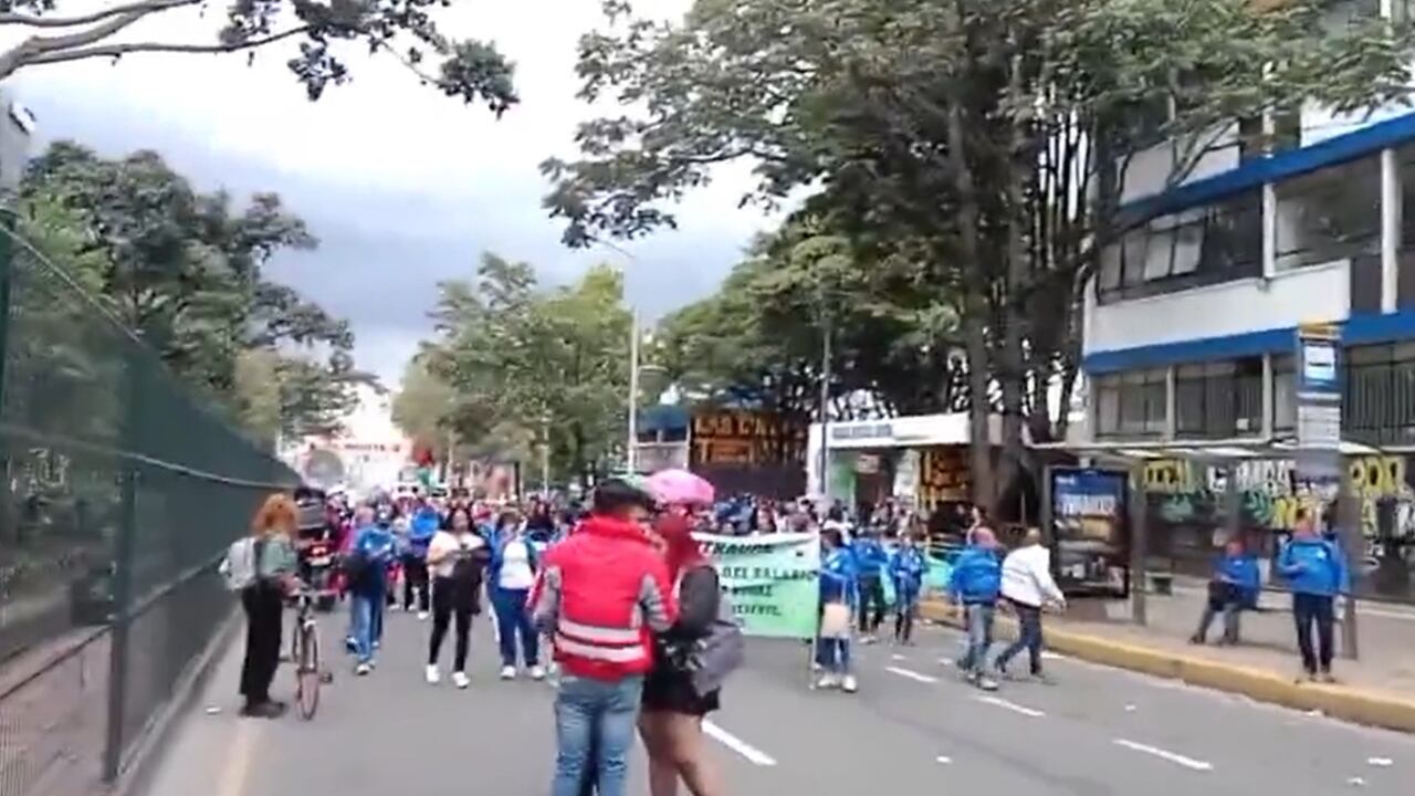 Manifestaciones en Bogotá durante la tarde de este 19 de febrero.