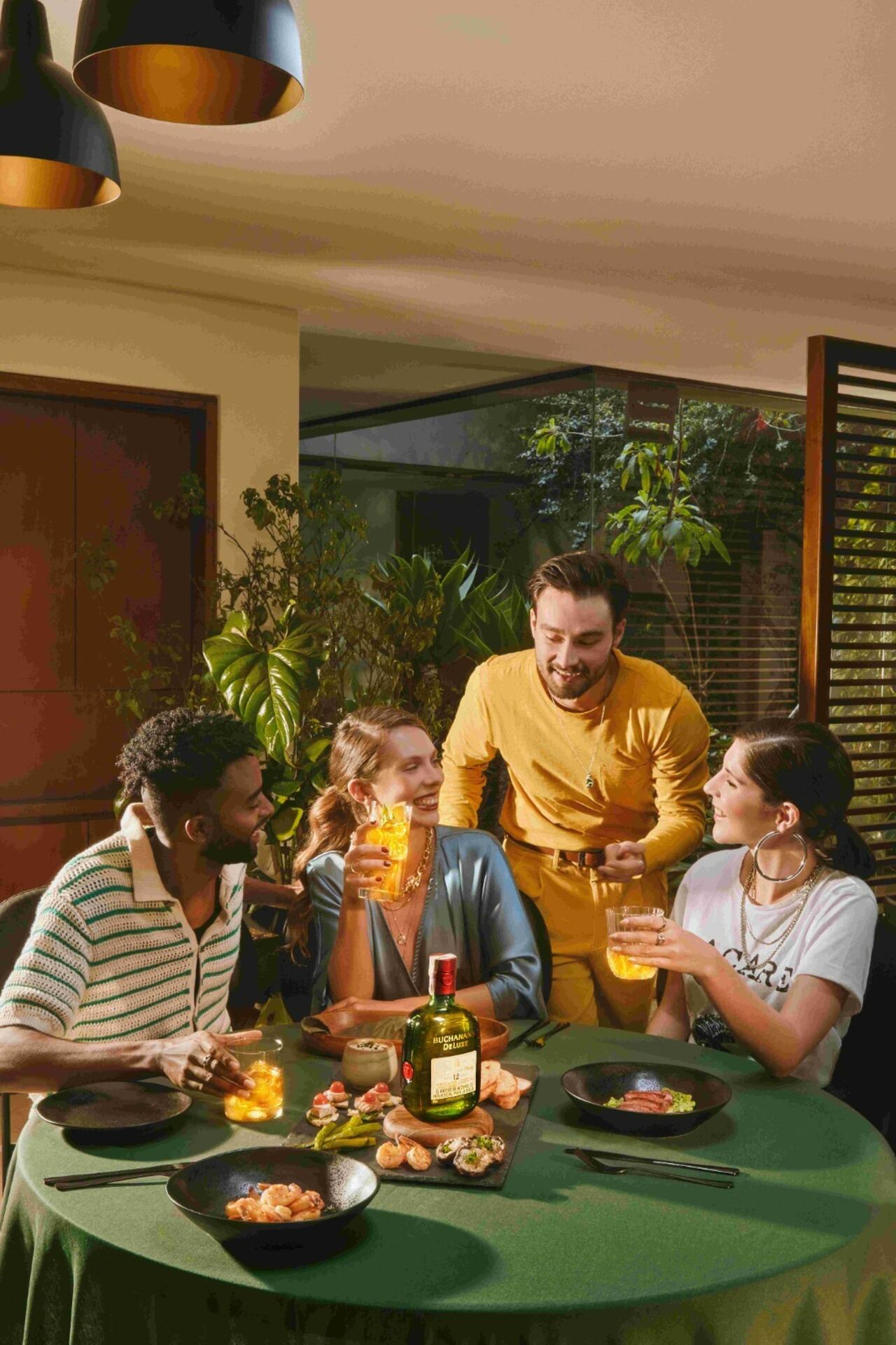 En el marco de la conmemoración del mes de la mujer, Buchanan´s, la marca de whisky escocés, lanzó ‘Women´s World’, una iniciativa que busca mostrar la fortaleza y liderazgo de las mujeres colombianas que desafían paradigmas sociales para disminuir las brechas de género.