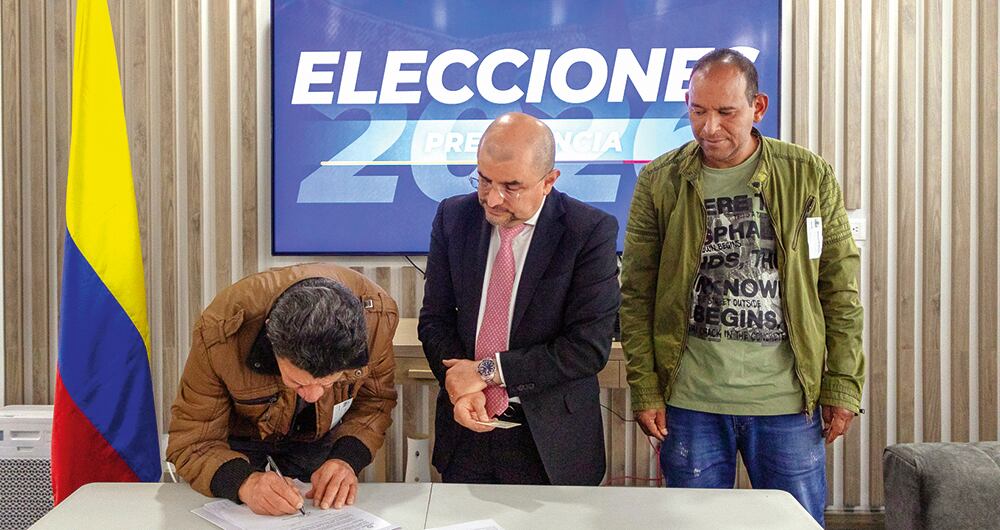 Miguel Pretel Hernández presentó el comité llamado Movimiento Universal Cristiano. 