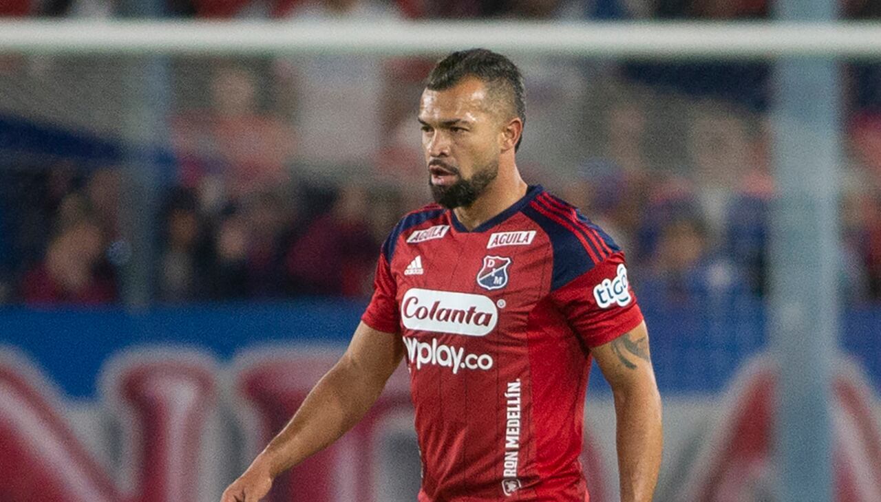 Andrés Cadavid, defensor colombiano.