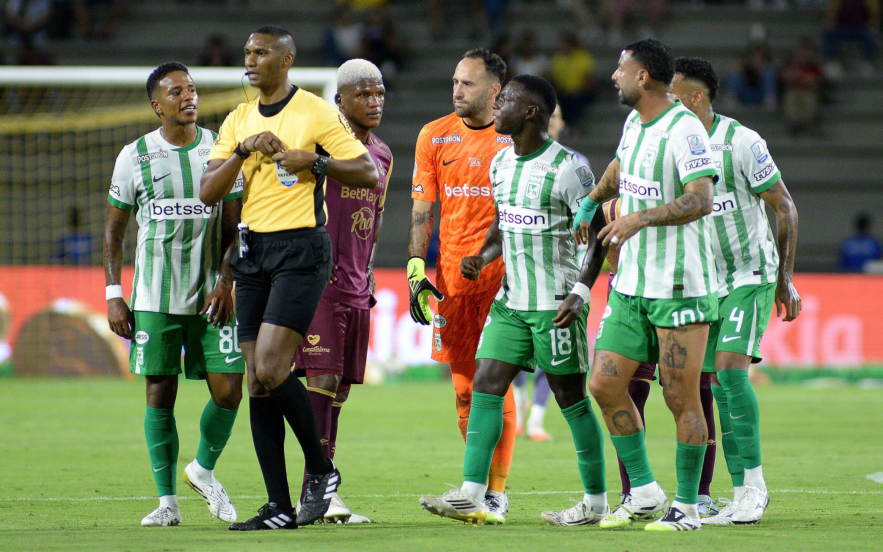 Atlético Nacional sufrió dos expulsiones ante Tolima en Liga