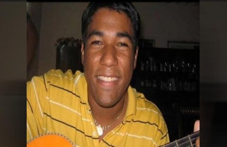 Esta es la imagen de Kaleth Morales proporcionada por la IA.