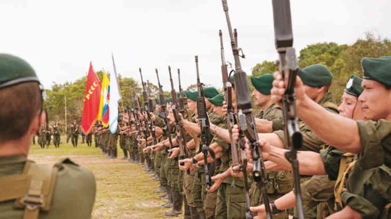 Los primeros fusiles de las Farc debían ser depositados en contenedores esta semana, pero esto no podrá cumplirse por las dificultades logísticas que ha tenido todo el proceso.