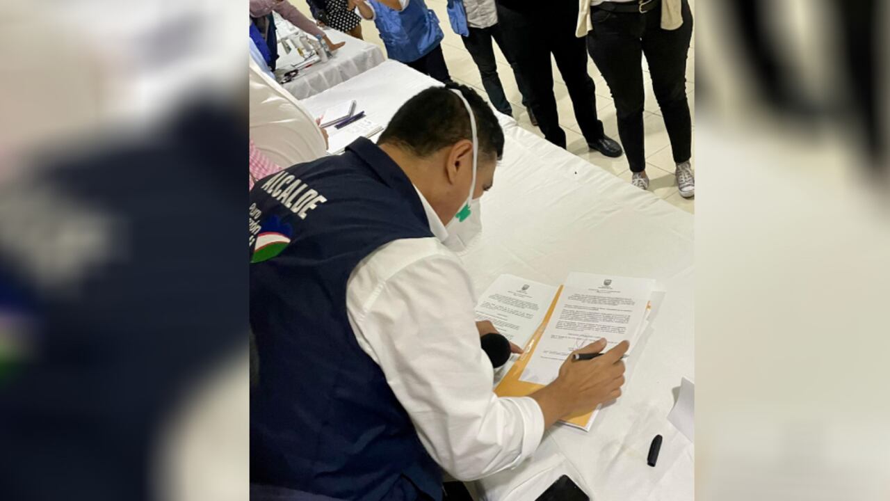 Alcalde de Cali adelantará una mesa de diálogo con integrantes de la Primera Línea en la que se acordó avanzar en los desbloqueos