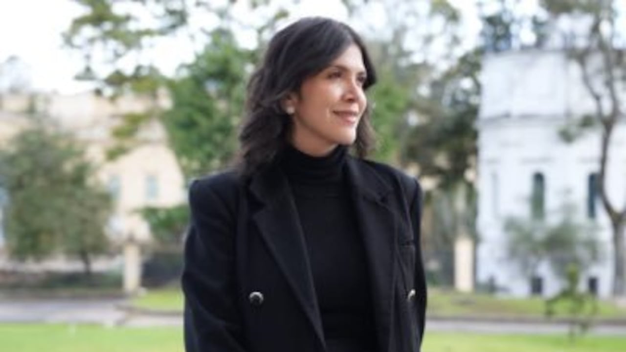 La periodista Lorena Beltrán ha denunciado los casos de médicos que practican cirugías estéticas de forma irregular.