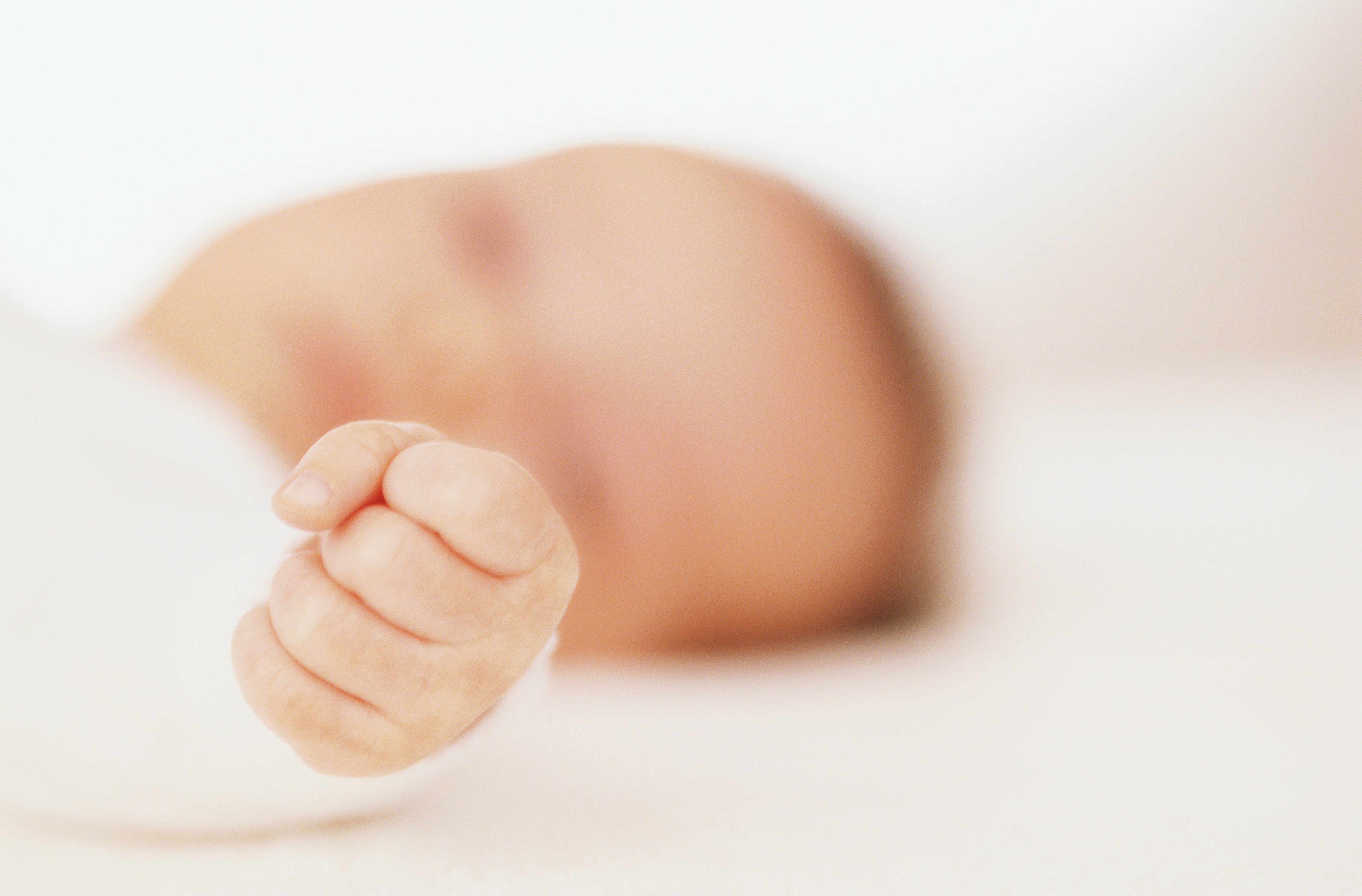 Un estudio reveló que los bebés varones hablan más que las niñas en sus primeros años de vida.