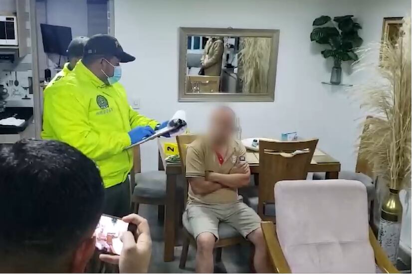 La organización usaba empresas fachada de pirotecnia para justificar la venta de los explosivos.