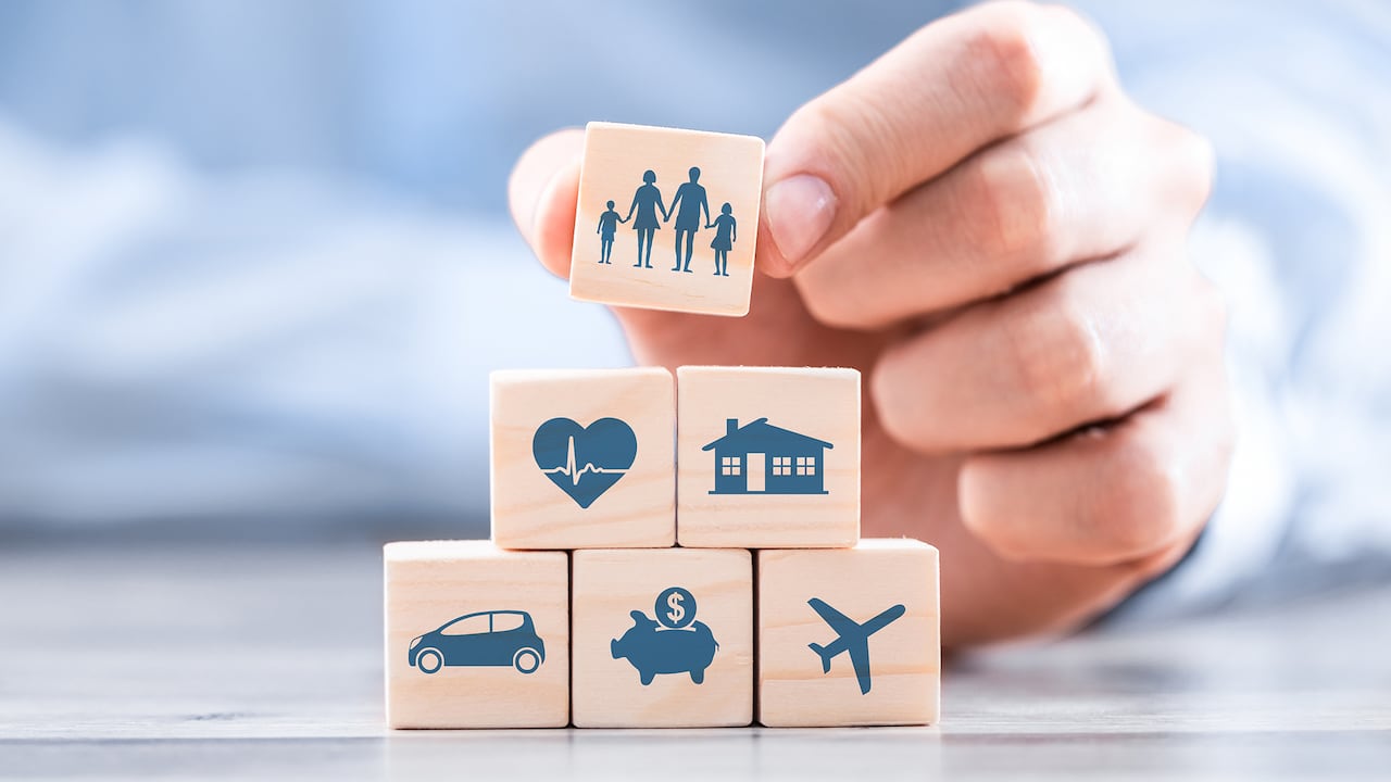 El reto sigue siendo que más colombianos adopten seguros voluntarios.