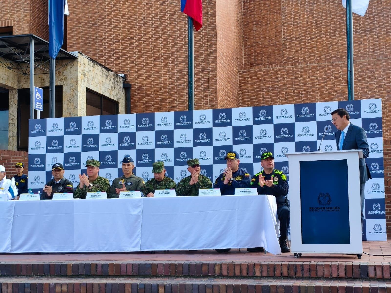 Fuerzas Militares anuncian despliegue de personal en elecciones de Consejos de Juventudes, este domingo 19 de octubre.