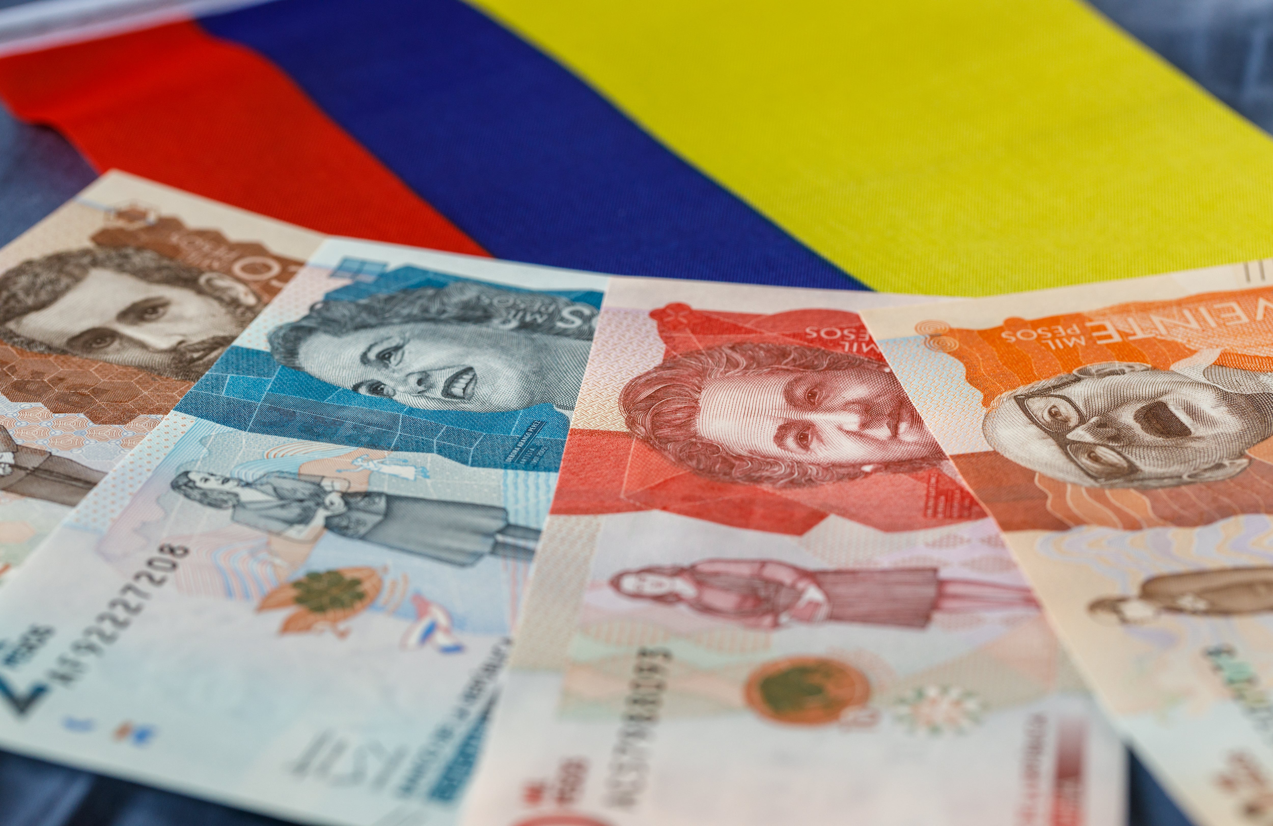 El presupuesto del 2026 en Colombia se mantiene en $556 billones. Foto: 123RF