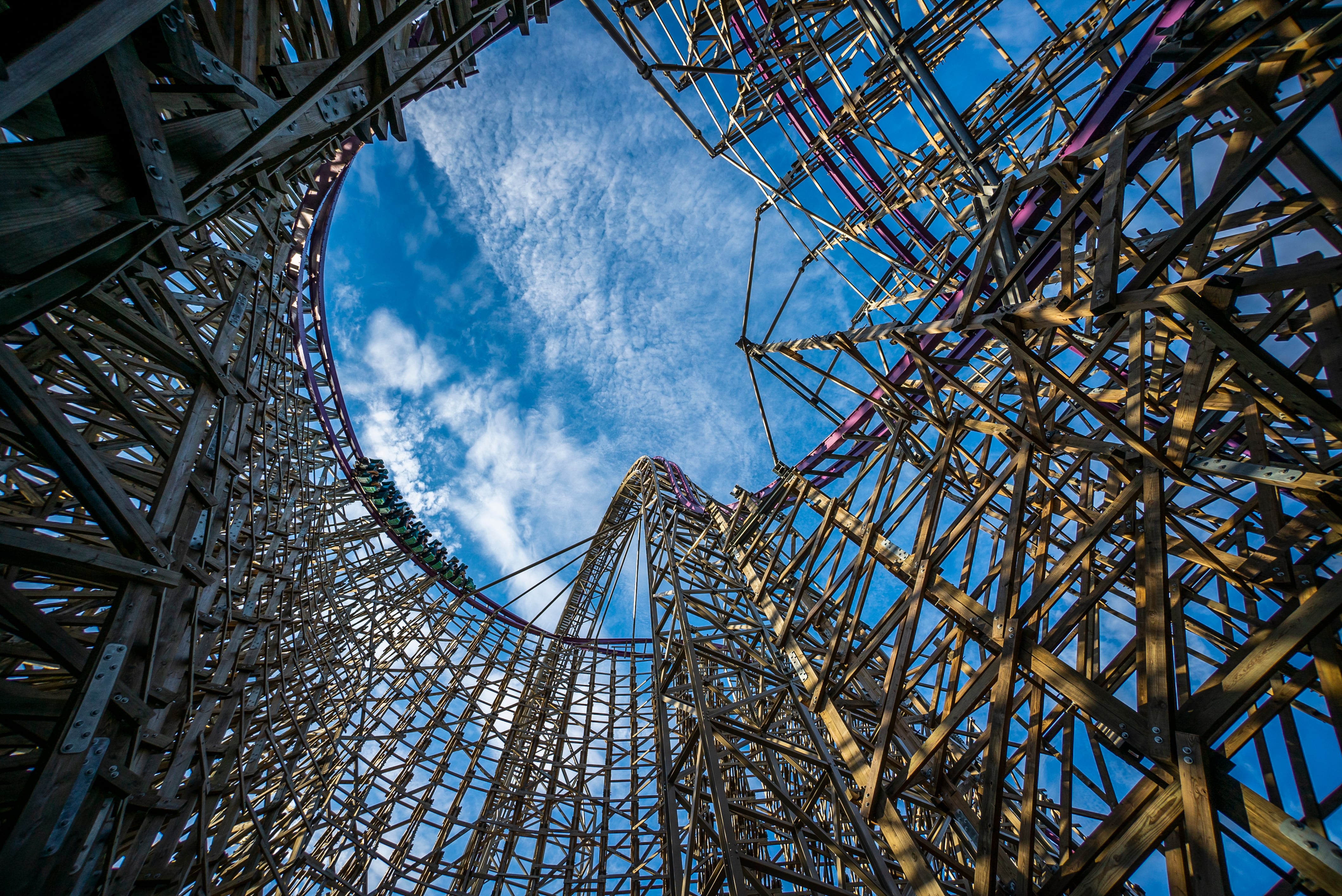 Iron Gwazi Busch Gardens Tampa, montaña rusa de Busch Gardens Tampa Bay (Florida, Estados Unidos).