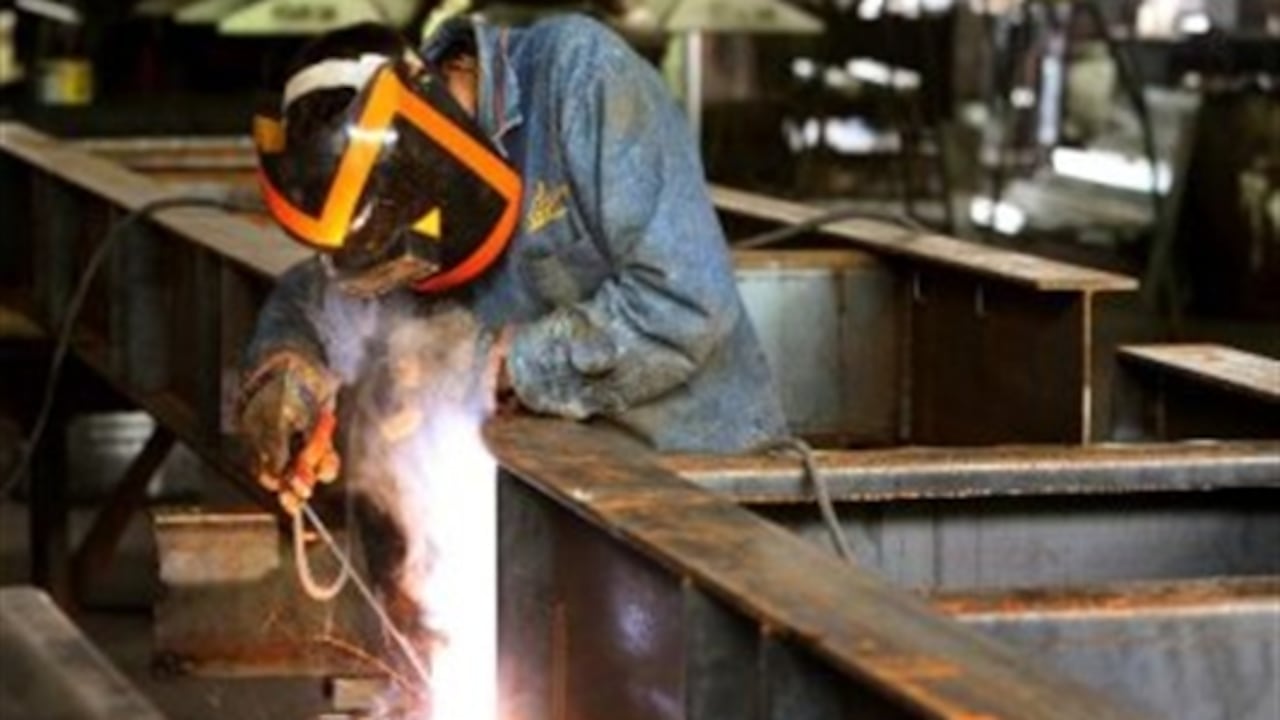 Colombia cuenta con aproximadamente 50 personas certificadas como inspectores de soldadura, mientras que por ejemplo en la India se certifican 100 personas cada mes.