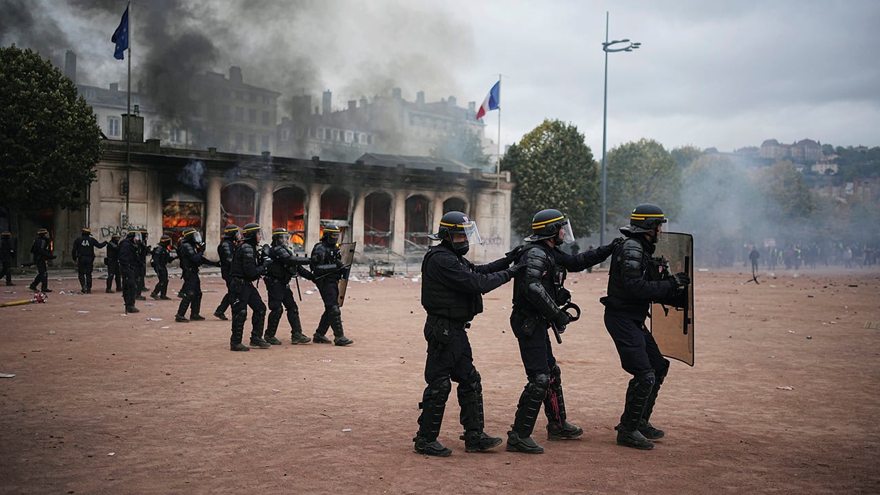 El mundo vio con asombro la violencia en las protestas en Francia, con 2.000 detenidos y 1.500 comercios destruidos