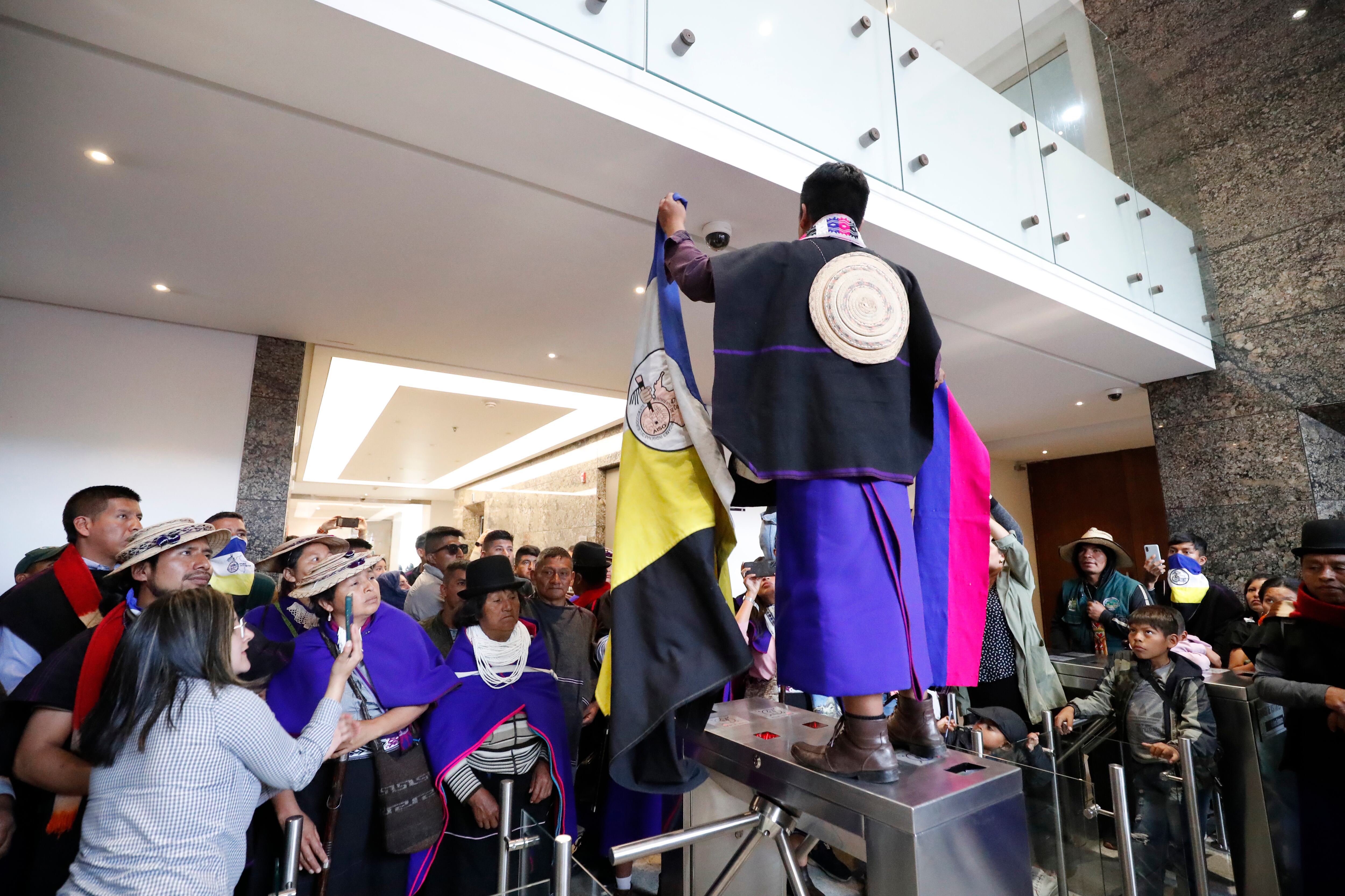 Toma A Semana minga indígena