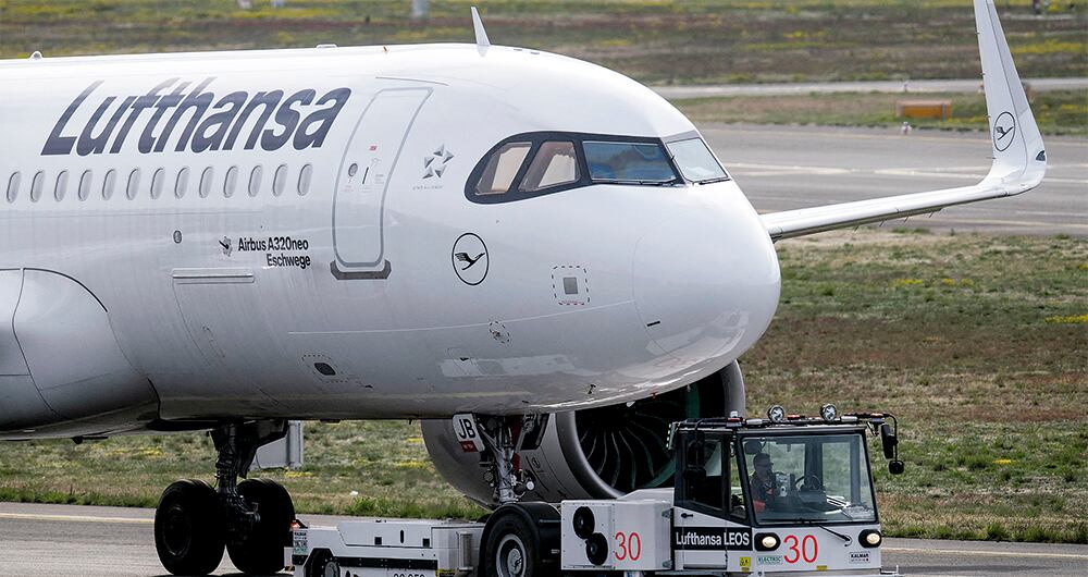 El grupo Lufthansa tomó la decisión de cancelar los vuelos por el temor a que el despliegue de soldados rusos en la frontera con Ucrania sea la antesala de una guerra.