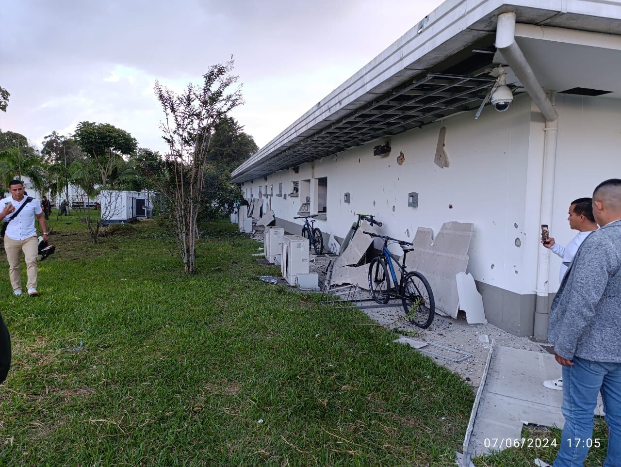 Así quedó el sitio tras el ataque.