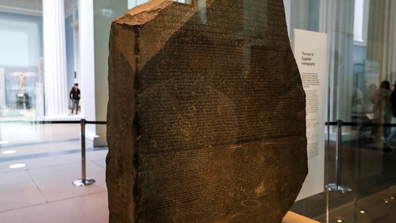 La piedra de Rosetta yave expuesta en el Museo Británico, en Londres.