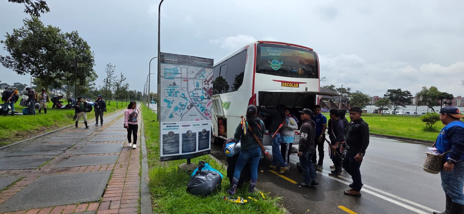 La Secretaría de Gobierno de Bogotá confirmó que en la tarde de este sábado, 3 de mayo, salió el último bus de la Minga Indígena que se encontraba en la Universidad Nacional.