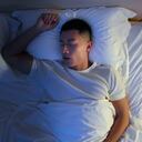 Dormir boca arriba es perjudicial para la salud.