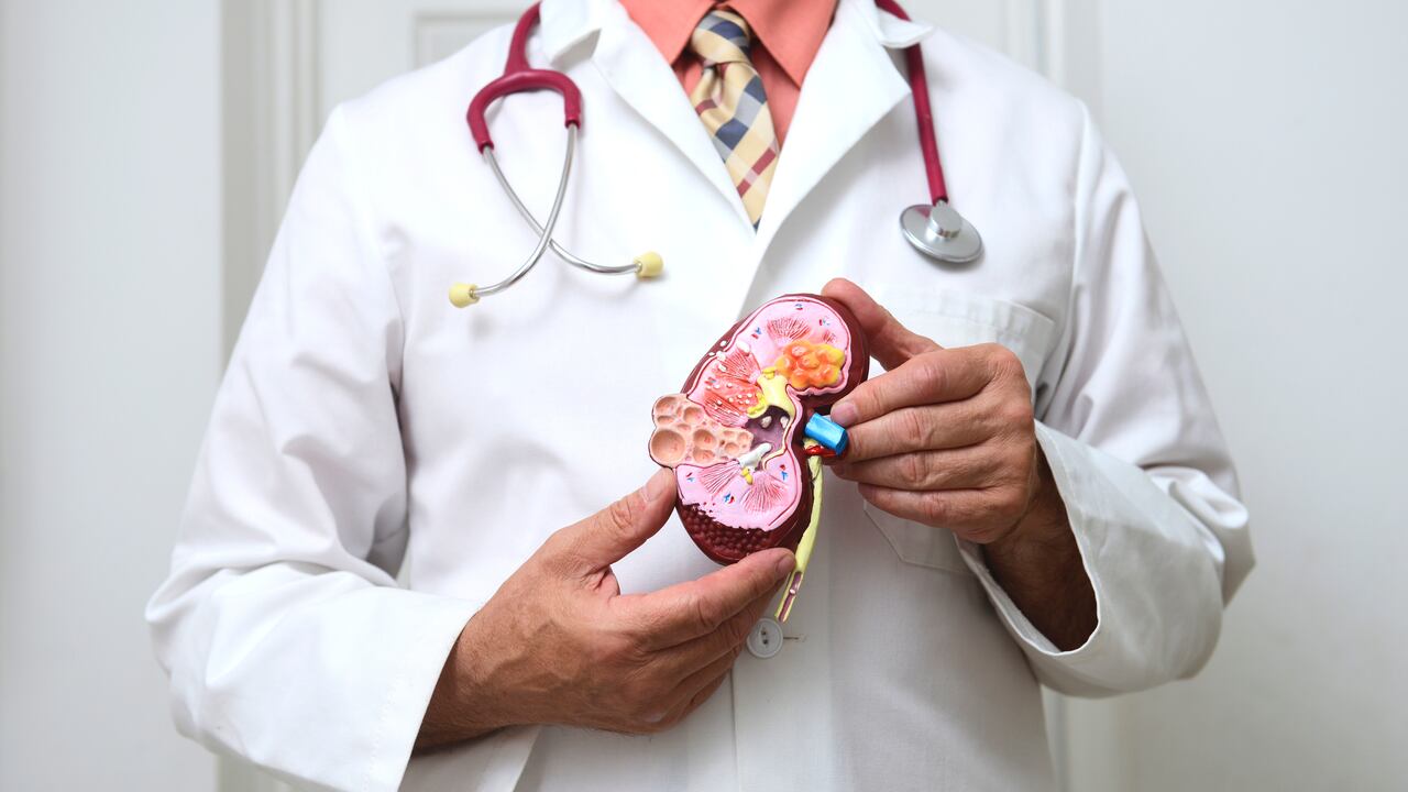 La presión arterial elevada es un factor de riesgo para el cáncer de pulmón.