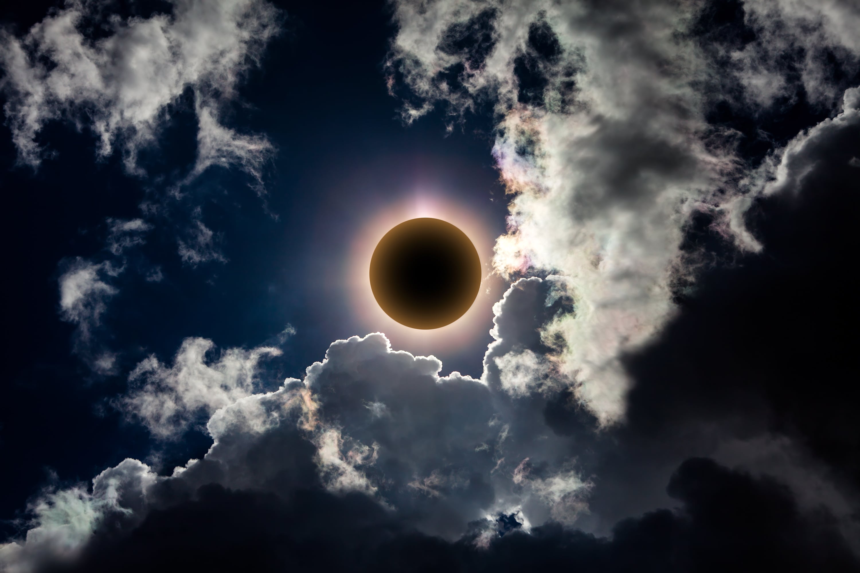 La NASA alerta sobre los riesgos de mirar directamente al Sol sin protección adecuada.