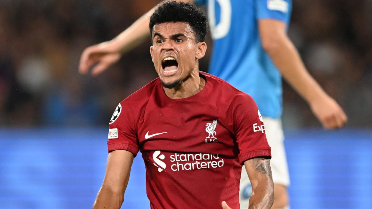 El colombiano anotó el único gol de su equipo ante el Napoli.