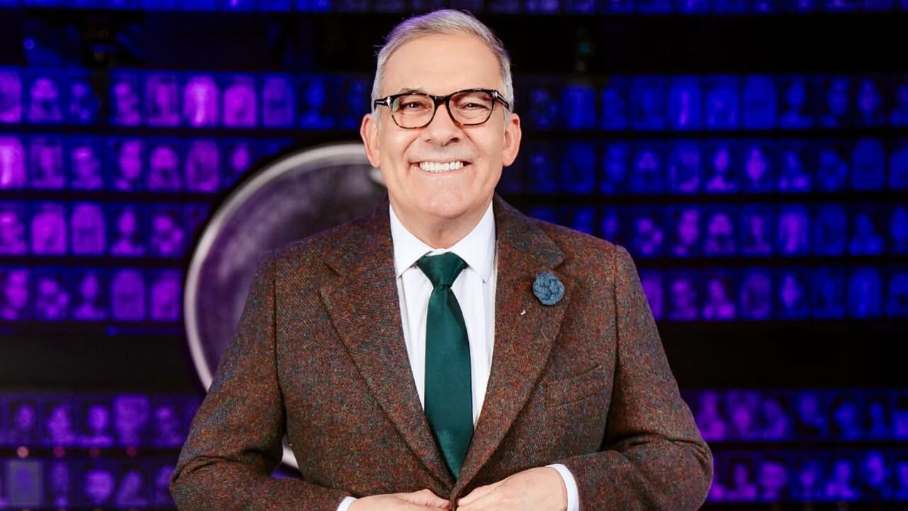 César Escola reveló la razón por la que decidió adoptar a su hijo.