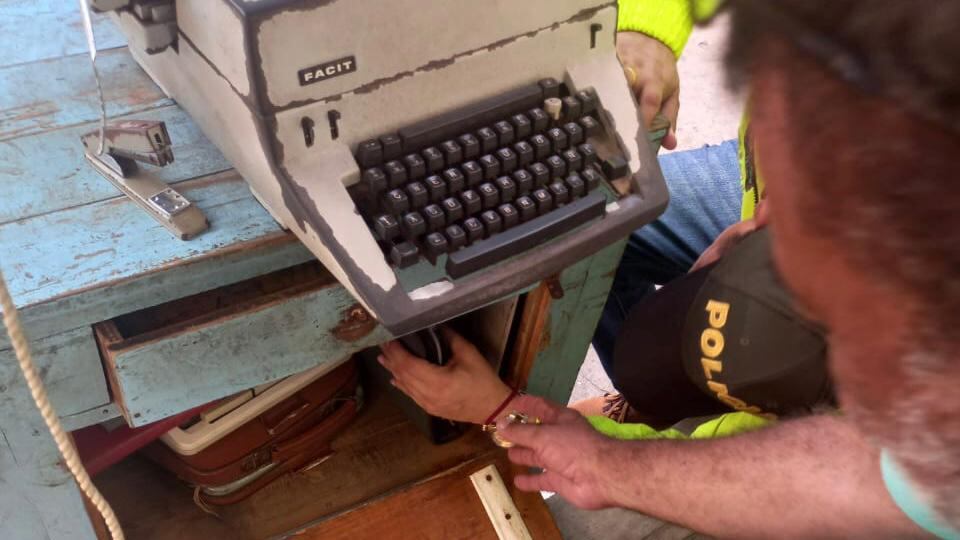 Esta sería una de las máquinas usada para la fabricación de documentos falsos.