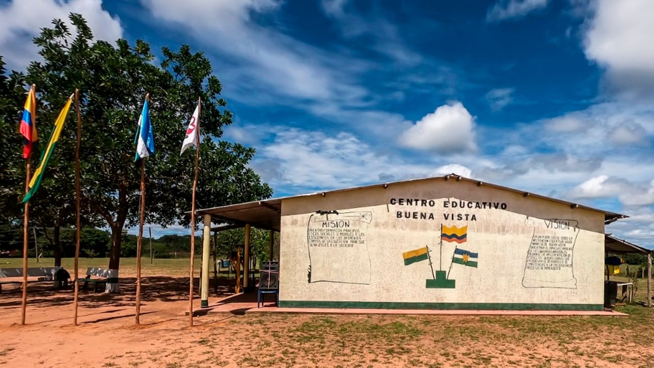 El colegio Buenavista es uno de los internados del municipio La primavera y una de las opciones que tienen los niños indígenas de la zona para acceder a educación.