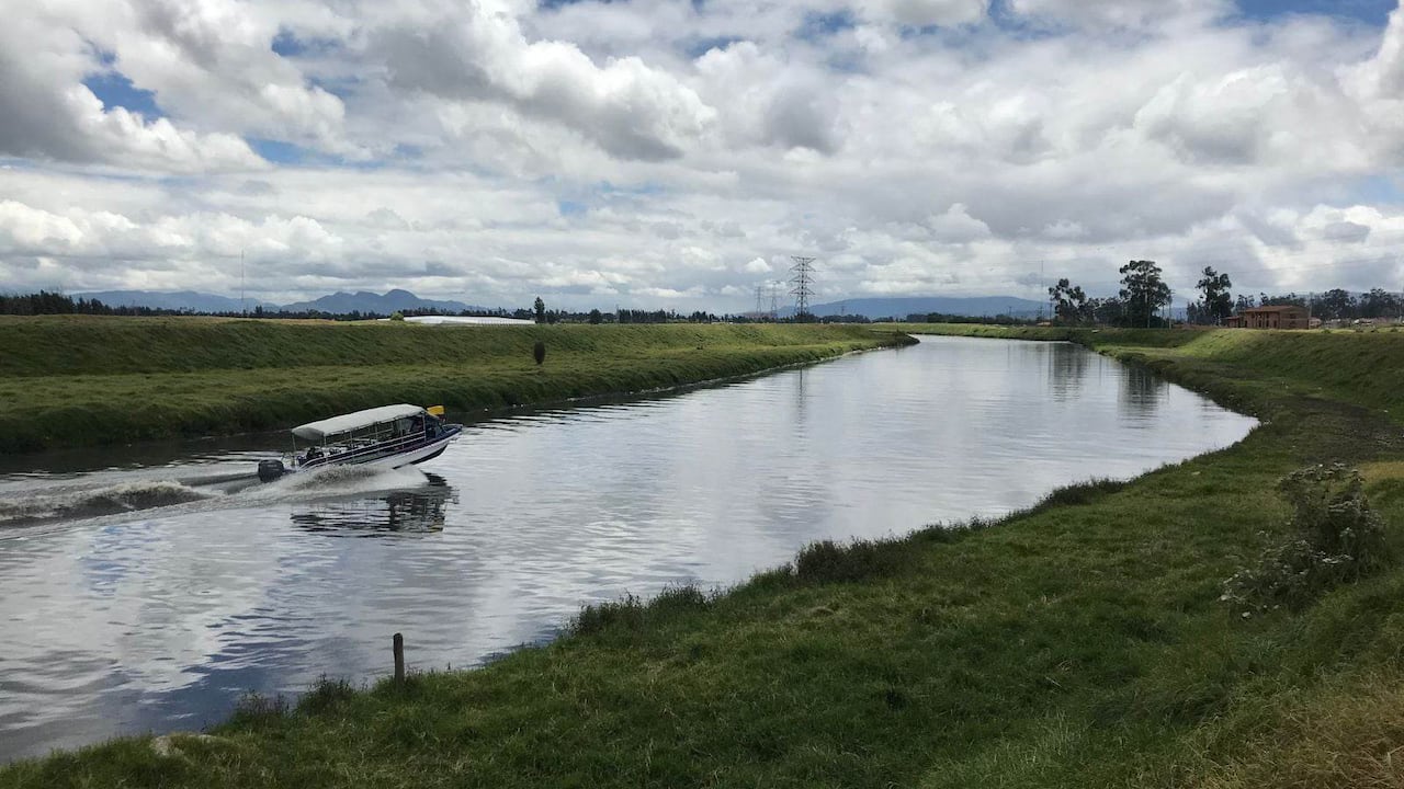 De acuerdo con el organismo de control, la entidad al ser autoridad ambiental no habría ejercido el “control efectivo” a las afectaciones al afluente del río Bogotá. Foto de referencia.